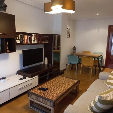 Coqueto Apartamento Perez De Ayala * Gijón